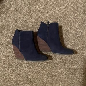 Very Volatile Whitby Navy Wedge Bootie